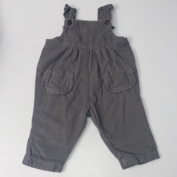 Ruffle Butts Baby Girl Gray Corduroy Pants Overalls Size 6-12 Months - Picture 1 of 7